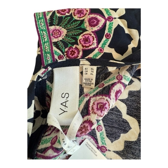 Y.A.S Top Yasmylia Crop Top With Back Tie - Size XL - Picture 5 of 15